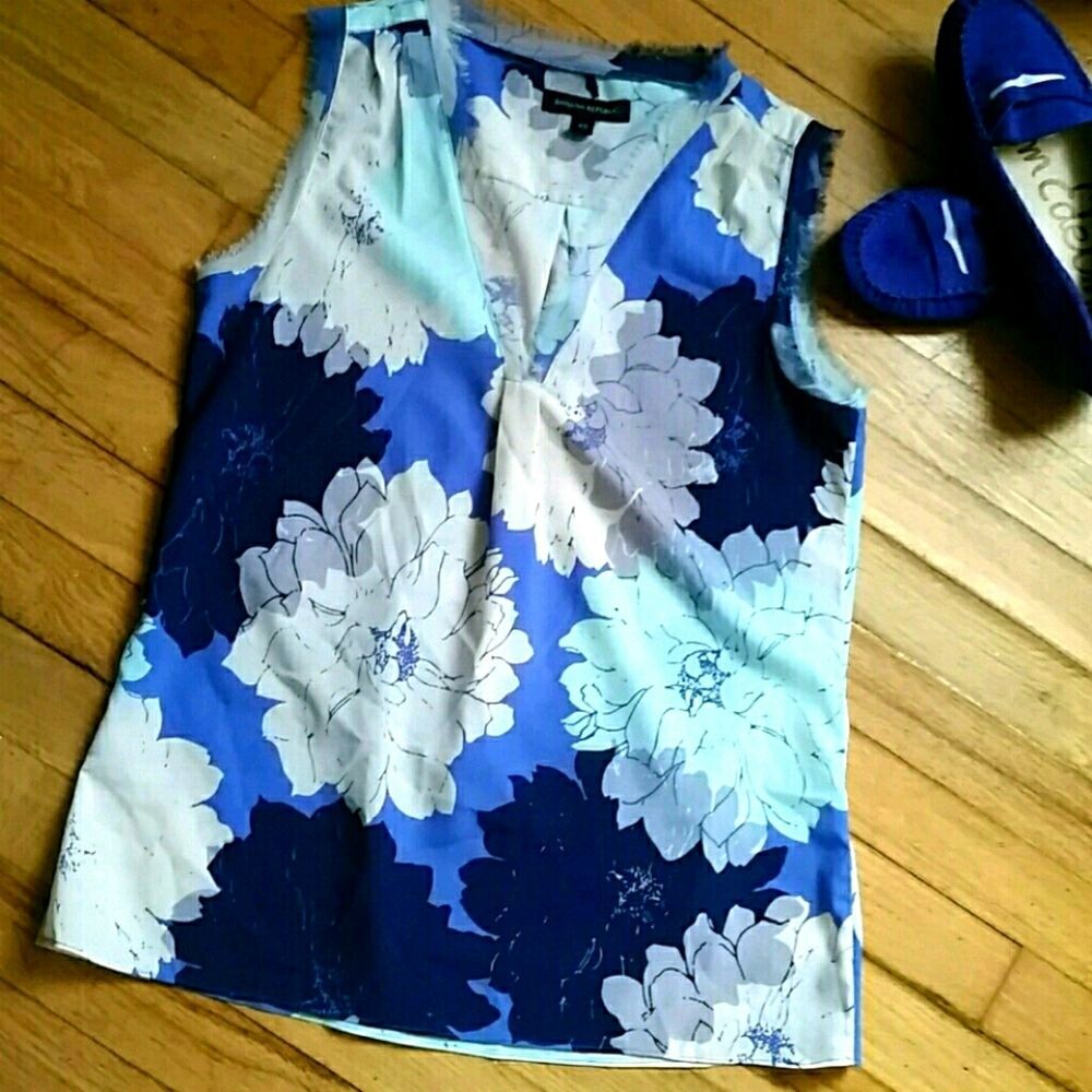 5 For 25! Banana Republic | Blue Dressy Tank